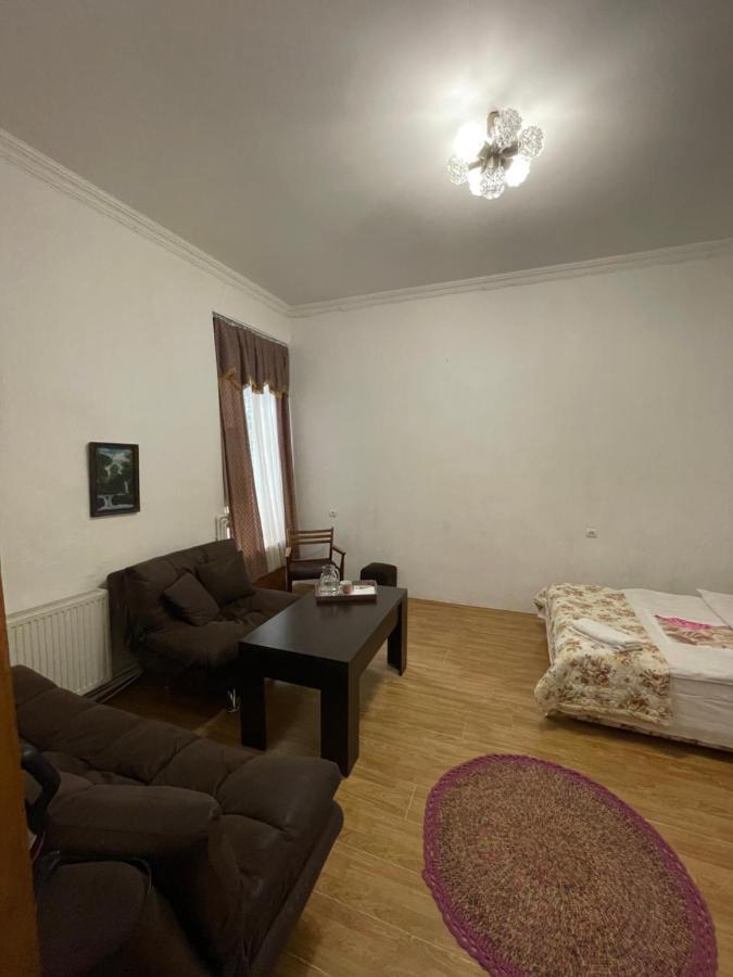 Leila Apartment Tbiliszi Kültér fotó